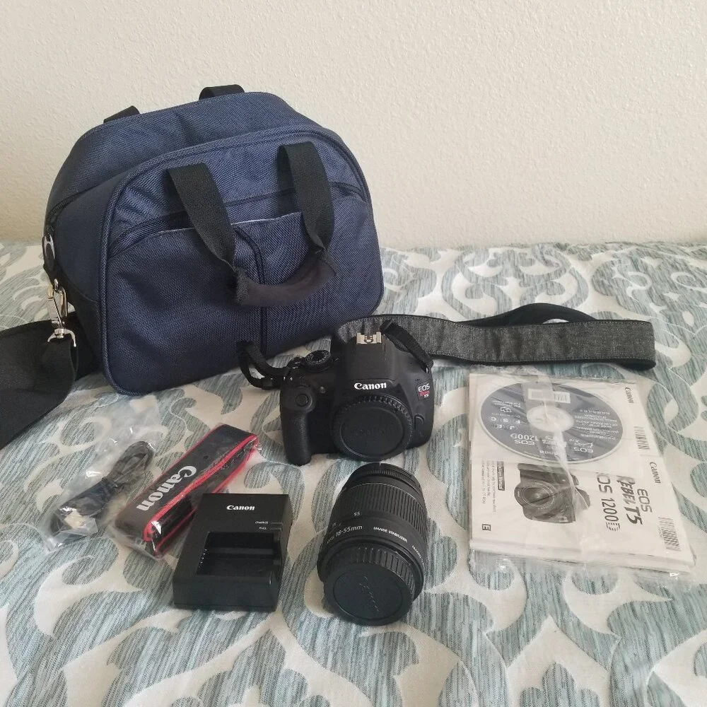 Canon Rebel T5 Camera